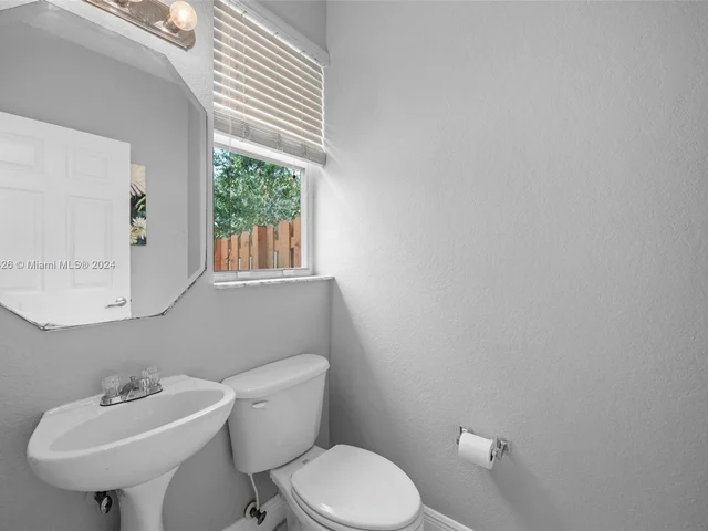 6657 Hidden Cove Dr # 7, Davie FL 33314