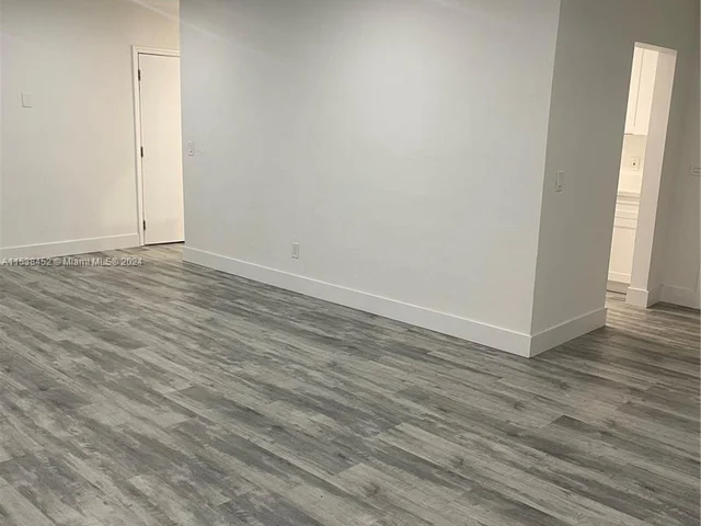 1220 NW 180th Ter, Miami Gardens FL 33169