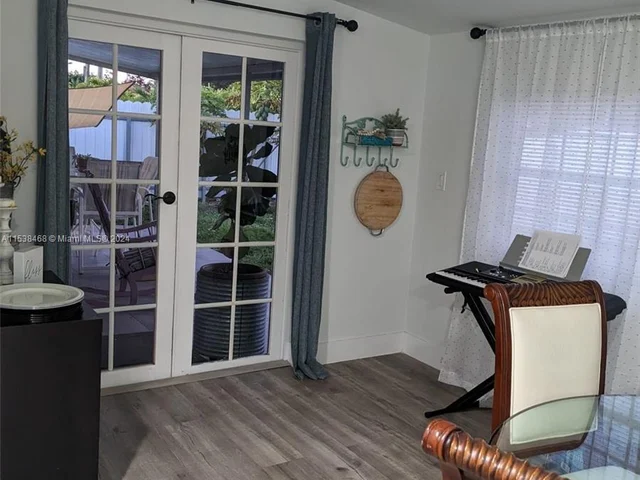 6480 W 13th Ave, Hialeah FL 33012