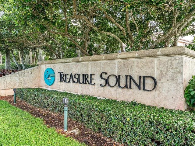 17844 NW 15th Ct, Pembroke Pines FL 33029