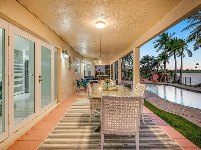 17844 NW 15th Ct, Pembroke Pines FL 33029