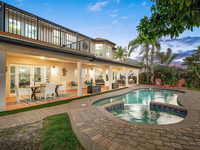 17844 NW 15th Ct, Pembroke Pines FL 33029