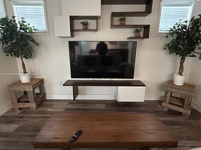 1531 NE 35th # 1, Oakland Park FL 33334