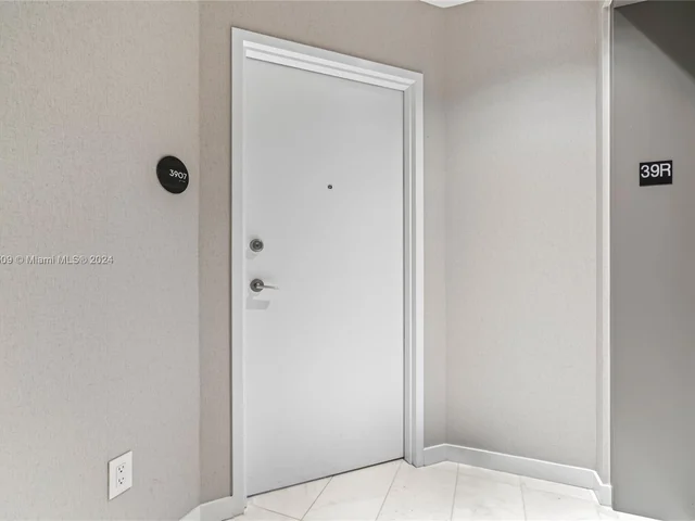 480 NE 31 Street # 3907, Miami FL 33137
