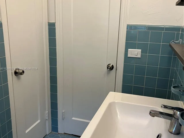 110 SW 30th Rd, Miami FL 33129