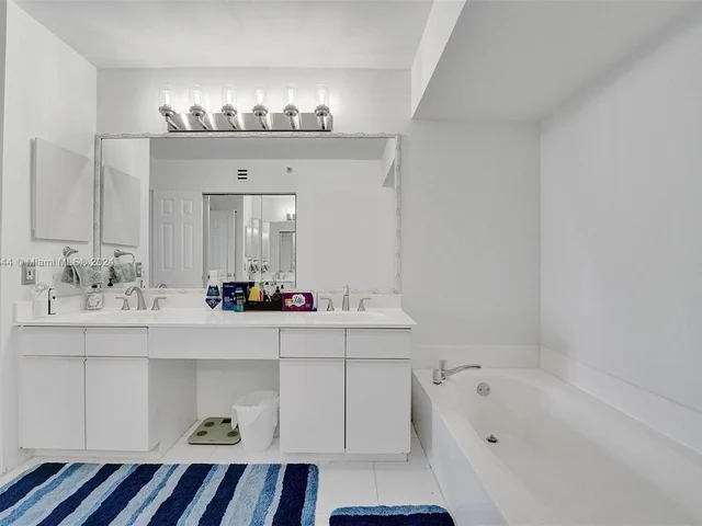 3530 Mystic Pointe Dr # 2002, Aventura FL 33180