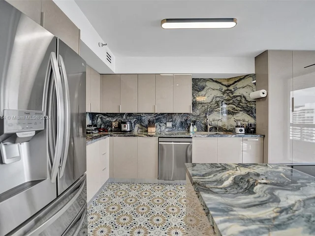 3530 Mystic Pointe Dr # 2002, Aventura FL 33180