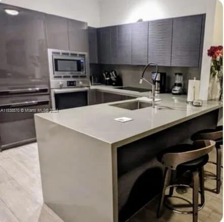 1080 Brickell Ave # 2507, Miami FL 33131