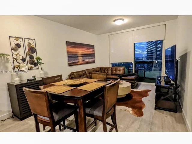 1080 Brickell Ave # 2507, Miami FL 33131