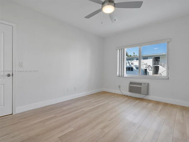 1075 101st St # 4, Bay Harbor Islands FL 33154