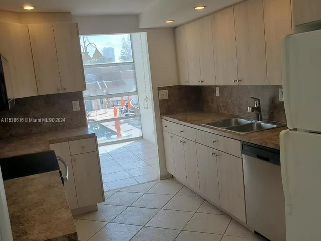 2001 Atlantic Shores # 220, Hallandale Beach FL 33009