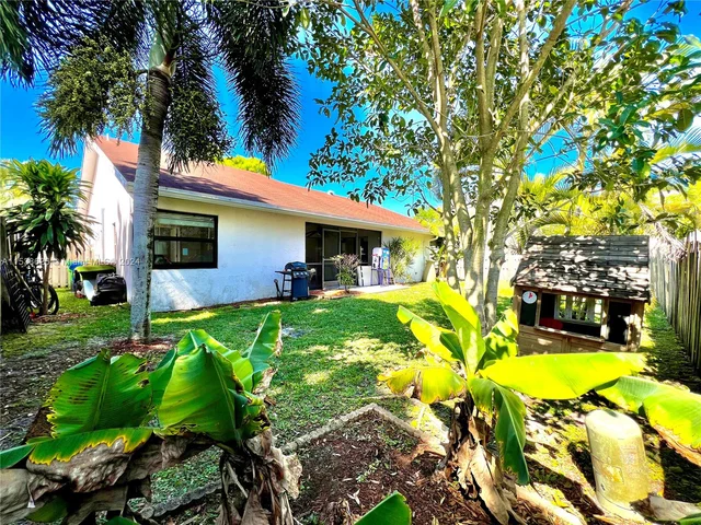 3250 NW 106th Ave, Sunrise FL 33351