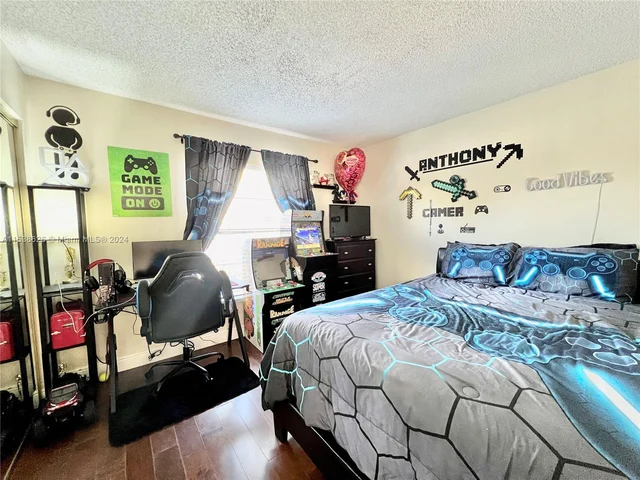 3250 NW 106th Ave, Sunrise FL 33351