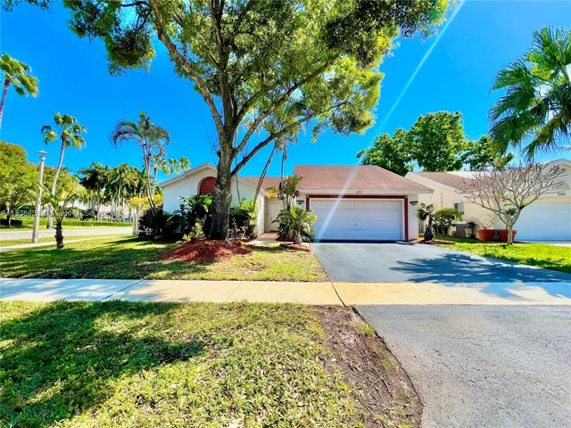 3250 NW 106th Ave, Sunrise FL 33351