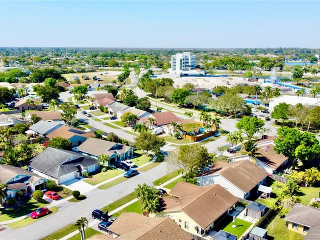 3250 NW 106th Ave, Sunrise FL 33351