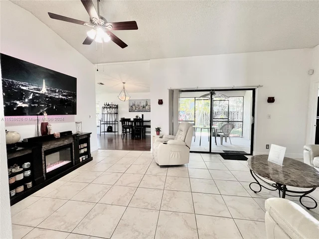 3250 NW 106th Ave, Sunrise FL 33351