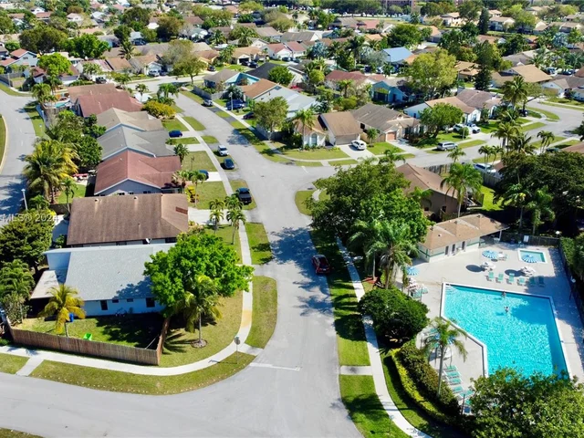 3250 NW 106th Ave, Sunrise FL 33351