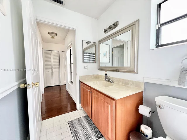 3250 NW 106th Ave, Sunrise FL 33351