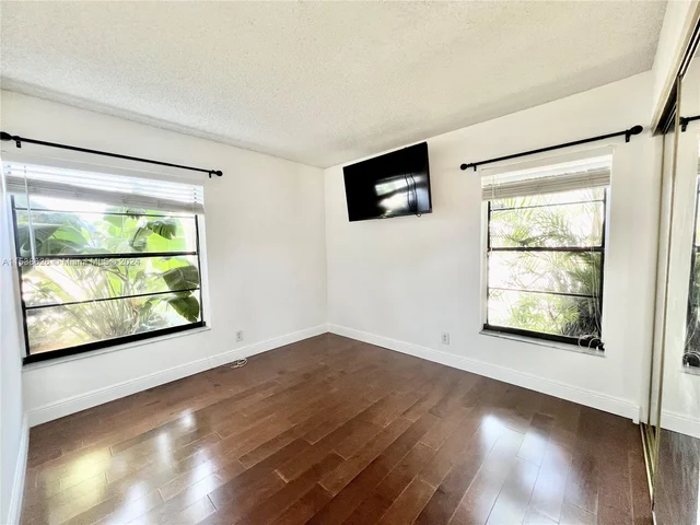 3250 NW 106th Ave, Sunrise FL 33351