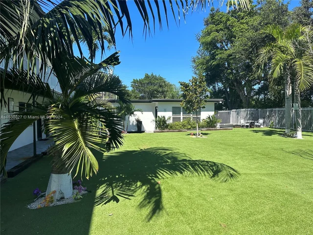 1821 Thomas St # 6, Hollywood FL 33020