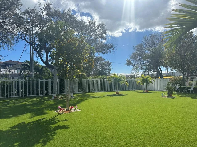 1821 Thomas St # 6, Hollywood FL 33020