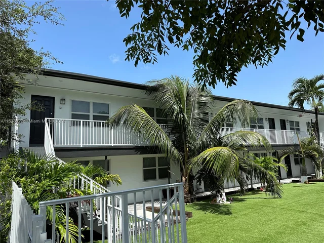 1821 Thomas St # 6, Hollywood FL 33020