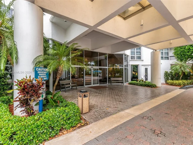 19195 NE 36th Ct # 2910, Aventura FL 33180