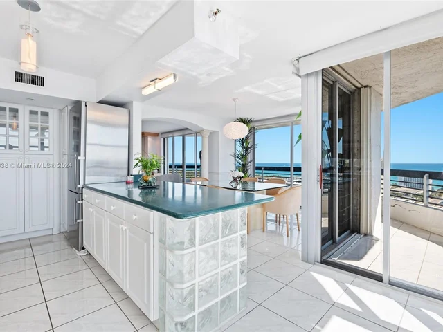 19195 NE 36th Ct # 2910, Aventura FL 33180