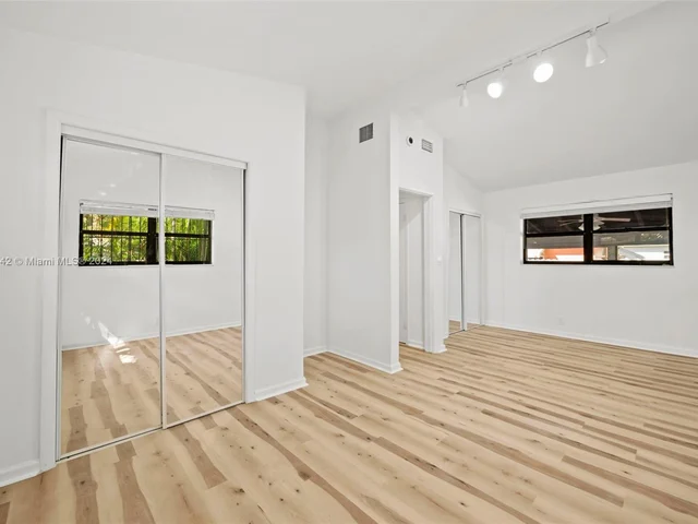 3353 Charles Ave, Miami FL 33133