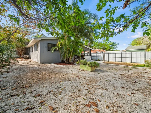 3353 Charles Ave, Miami FL 33133