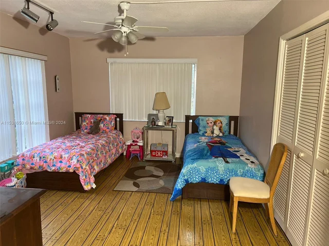 3200 N Palm Aire Dr # 101, Pompano Beach FL 33069