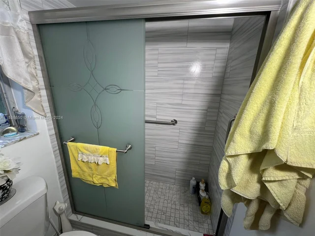 3200 N Palm Aire Dr # 101, Pompano Beach FL 33069