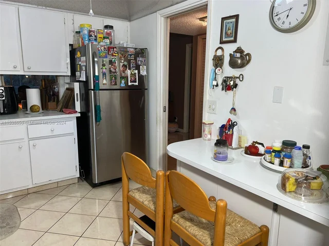 3200 N Palm Aire Dr # 101, Pompano Beach FL 33069