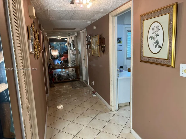 3200 N Palm Aire Dr # 101, Pompano Beach FL 33069