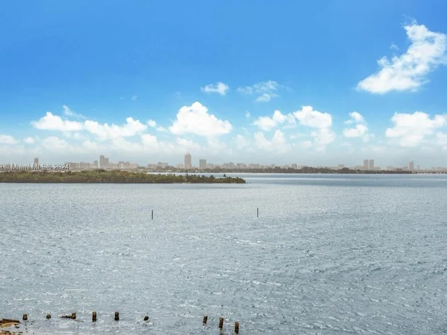 1800 NE 114th St # 706, Miami FL 33181