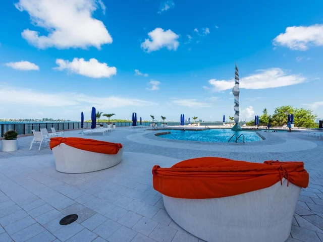 1800 NE 114th St # 706, Miami FL 33181