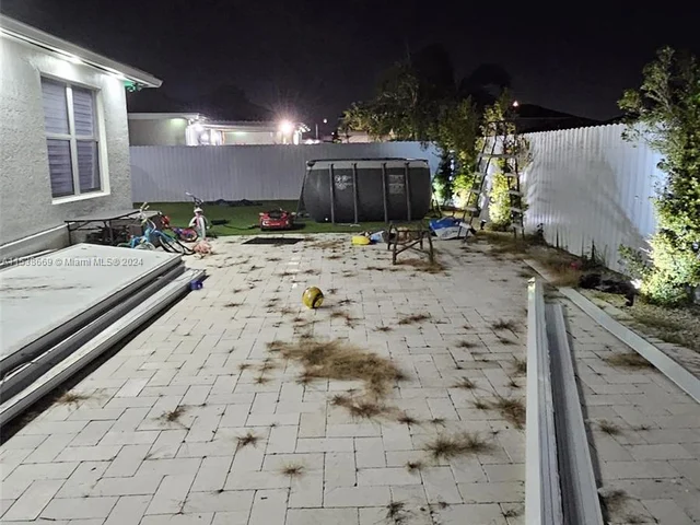 27563 SW 133rd Ave, Homestead FL 33032