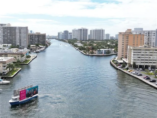 1833 S Ocean Dr # 1412, Hallandale Beach FL 33009