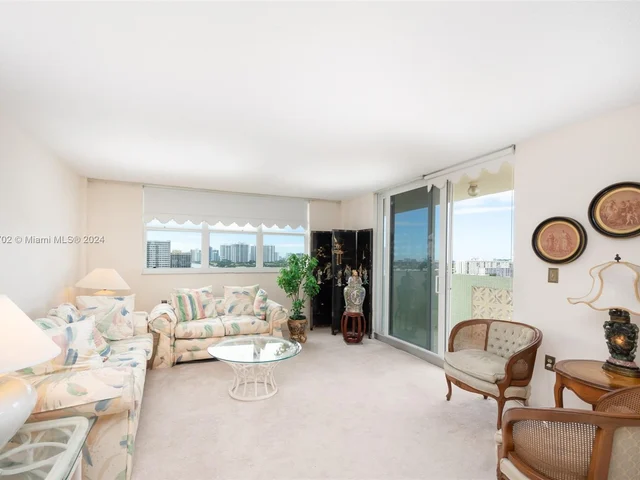 1833 S Ocean Dr # 1412, Hallandale Beach FL 33009