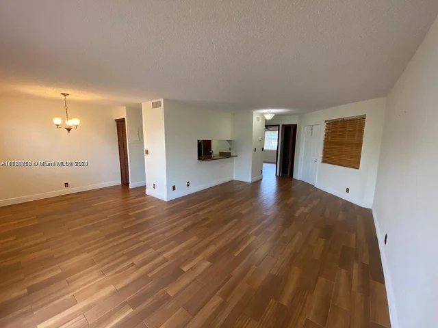 8713 SW 5th St # 104, Pembroke Pines FL 33025