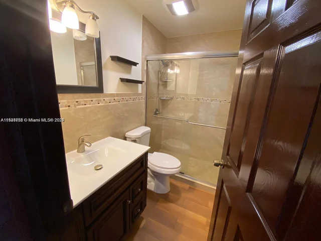 8713 SW 5th St # 104, Pembroke Pines FL 33025