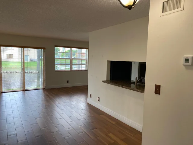 8713 SW 5th St # 104, Pembroke Pines FL 33025