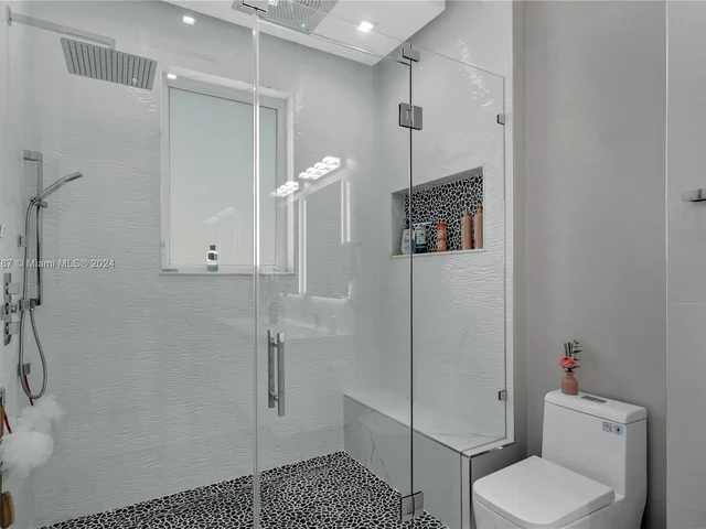 5815 SW 107th Pl, Miami FL 33173