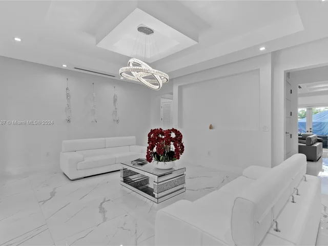 5815 SW 107th Pl, Miami FL 33173