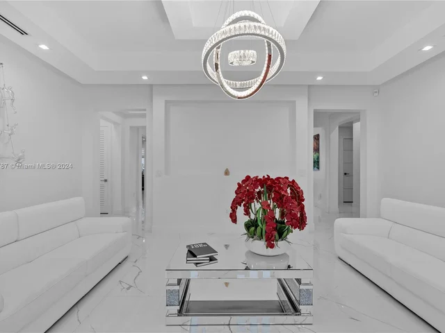 5815 SW 107th Pl, Miami FL 33173