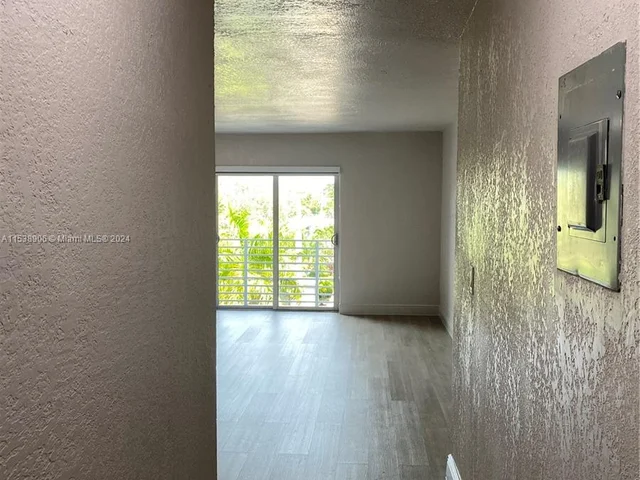 12501 NE 13th Ave # 405, North Miami FL 33161