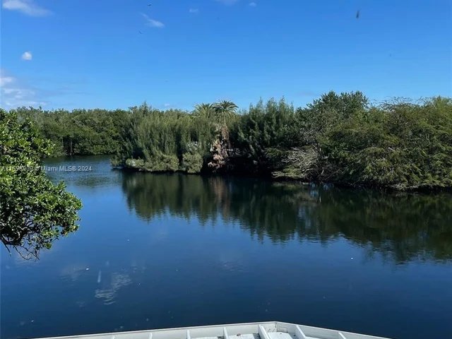 1086 SE 5th Ct, Dania Beach FL 33004