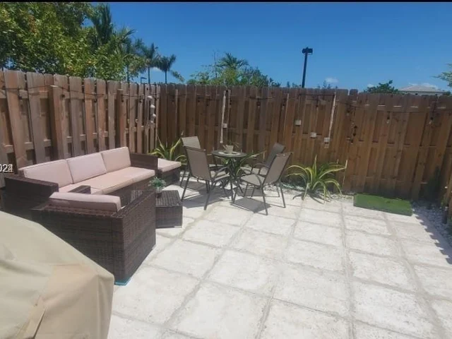 1471 SE 26th Rd, Homestead FL 33035