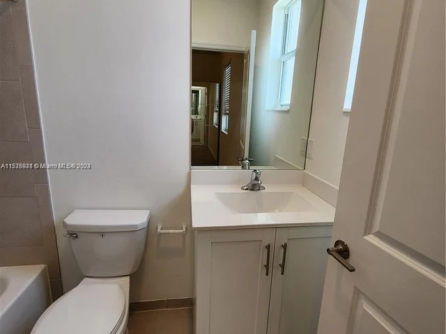 1471 SE 26th Rd, Homestead FL 33035