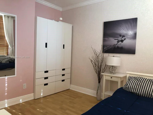 5600 Collins Ave # 9U, Miami Beach FL 33140